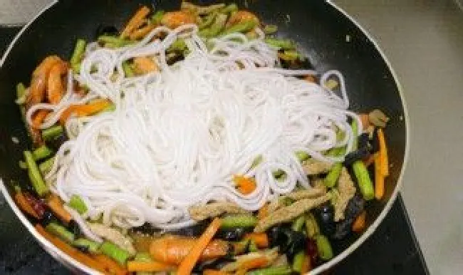 土豆粉的做法清淡 土豆粉的做法 家常